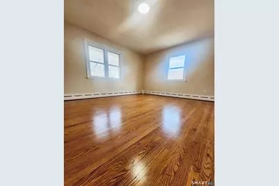 2916 East Main Street, Waterbury, CT 06705 - Photo 11