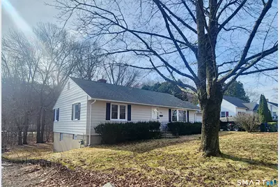 2916 East Main Street, Waterbury, CT 06705 - Photo 3