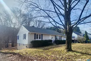 2916 E Main St, Waterbury, CT 06705 - Photo 3