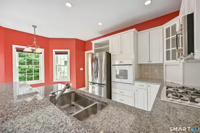 521 Heatherwood Court #521, Oxford, CT 06478 - Photo 15