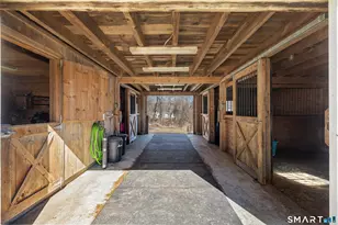 105 Building Brook Rd, Hamden, CT 06514 - Photo 33