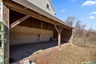 105 Building Brook Rd, Hamden, CT 06514 - Photo 37