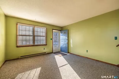 13 Holt Street #APT 8, Plymouth, CT 06786 - Photo 5