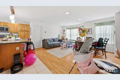 27 Parkwoods Drive #27, Norwich, CT 06360 - Photo 5