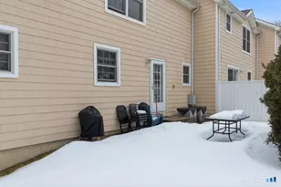 27 Parkwoods Dr, Norwich, CT 06360 - Photo 13