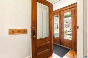 138 Mansfield St, New Haven, CT 06511 - Photo 3