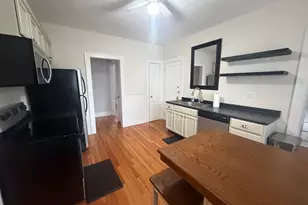 65 Burr St, West Hartford, CT 06107 - Photo 3