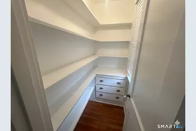 65 Burr Street #2nd Floor, West Hartford, CT 06107 - Photo 5