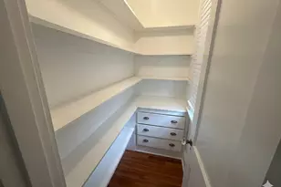 65 Burr St, West Hartford, CT 06107 - Photo 5