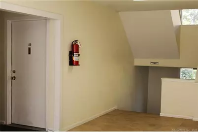 14 Newtown Road #A19, Danbury, CT 06810 - Photo 3