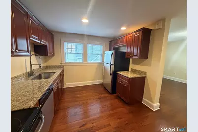 786 Farmington Avenue #3rd Floor, West Hartford, CT 06119 - Photo 5