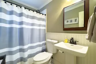 153 Cherry Hill Dr, Bridgeport, CT 06606 - Photo 5