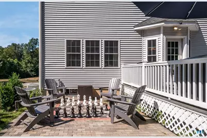 98 Arbor Crossing, East Lyme, CT 06333 - Photo 5