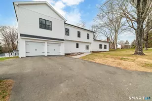 104 Eastfield Rd, Waterbury, CT 06708 - Photo 5