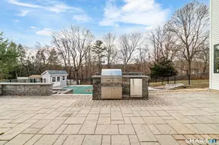 104 Eastfield Rd, Waterbury, CT 06708 - Photo 37