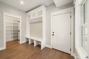 104 Eastfield Rd, Waterbury, CT 06708 - Photo 5