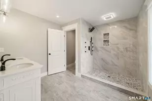 104 Eastfield Rd, Waterbury, CT 06708 - Photo 33