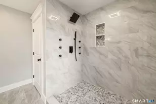 104 Eastfield Rd, Waterbury, CT 06708 - Photo 33