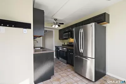 1611 Washington Boulevard #APT 1, Stamford, CT 06902 - Photo 11