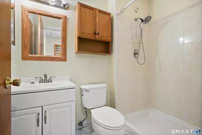 1611 Washington Boulevard #APT 1, Stamford, CT 06902 - Photo 15