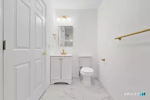 468 Main St, East Lyme, CT 06357 - Photo 15