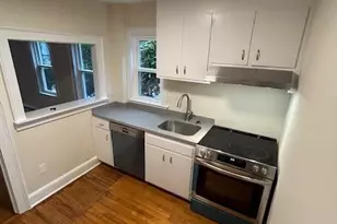 12 Trumbull St, Stonington, CT 06378 - Photo 5