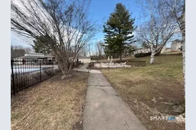 153 Sterling Village #153, Meriden, CT 06450 - Photo 21