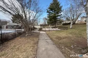 153 Sterling Village, Meriden, CT 06450 - Photo 23