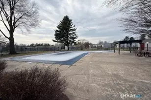 153 Sterling Village, Meriden, CT 06450 - Photo 21