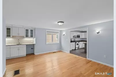 83 Meadowbrook Road, West Hartford, CT 06107 - Photo 9