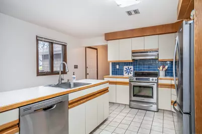 148 King Philip Drive, West Hartford, CT 06117 - Photo 9