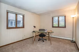 148 King Philip Dr, West Hartford, CT 06117 - Photo 25