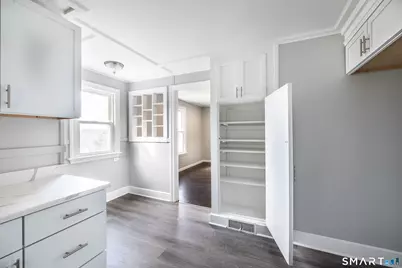 20 Randall Place, Waterbury, CT 06704 - Photo 5