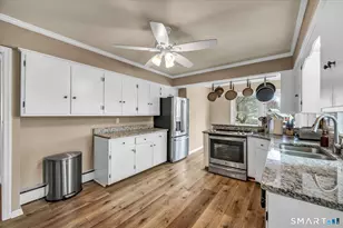 304 Huntington Rd, Stratford, CT 06614 - Photo 11