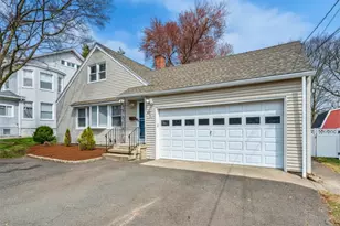 304 Huntington Rd, Stratford, CT 06614 - Photo 3