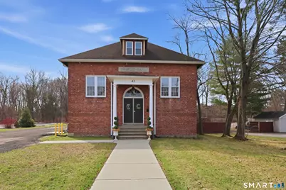 43 Naubuc Avenue, Glastonbury, CT 06033 - Photo 1