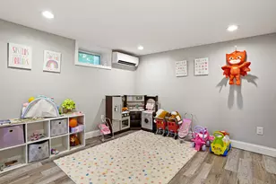 217 Macon Dr, Bridgeport, CT 06606 - Photo 25