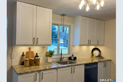 52 Lawton Road, Manchester, CT 06042 - Photo 5