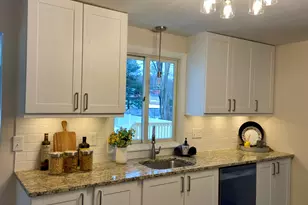 52 Lawton Rd, Manchester, CT 06042 - Photo 5