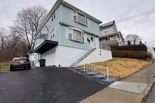 16 Grove St, New London, CT 06320 - Photo 1