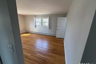 192 High St, Fairfield, CT 06824 - Photo 5