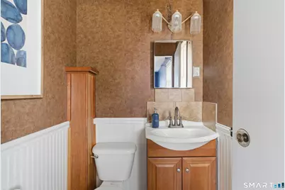 28 Ashford Road, West Hartford, CT 06107 - Photo 27