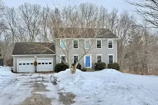 12 Cove Brook Ln, Montville, CT 06382 - Photo 1