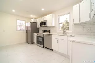 484 Reitter St W, Stratford, CT 06614 - Photo 13