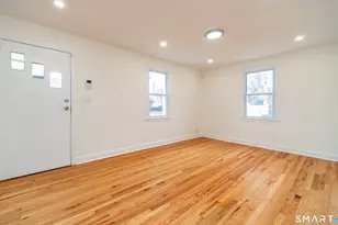 484 Reitter St W, Stratford, CT 06614 - Photo 7