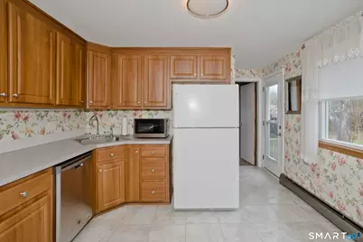 630 Oak Street, East Hartford, CT 06118 - Photo 19