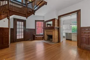 131 Dwight St, New Haven, CT 06511 - Photo 3