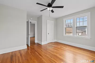 219-221 Jordan Lane, Wethersfield, CT 06109 - Photo 5