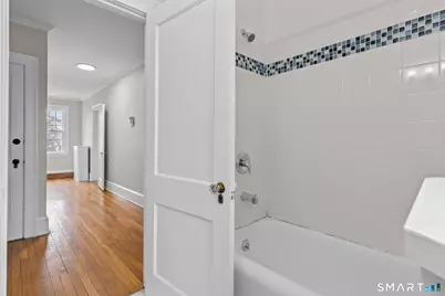 219-221 Jordan Lane, Wethersfield, CT 06109 - Photo 9