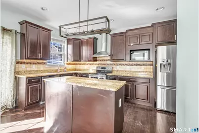 9 Fox Run Lane, Seymour, CT 06483 - Photo 5